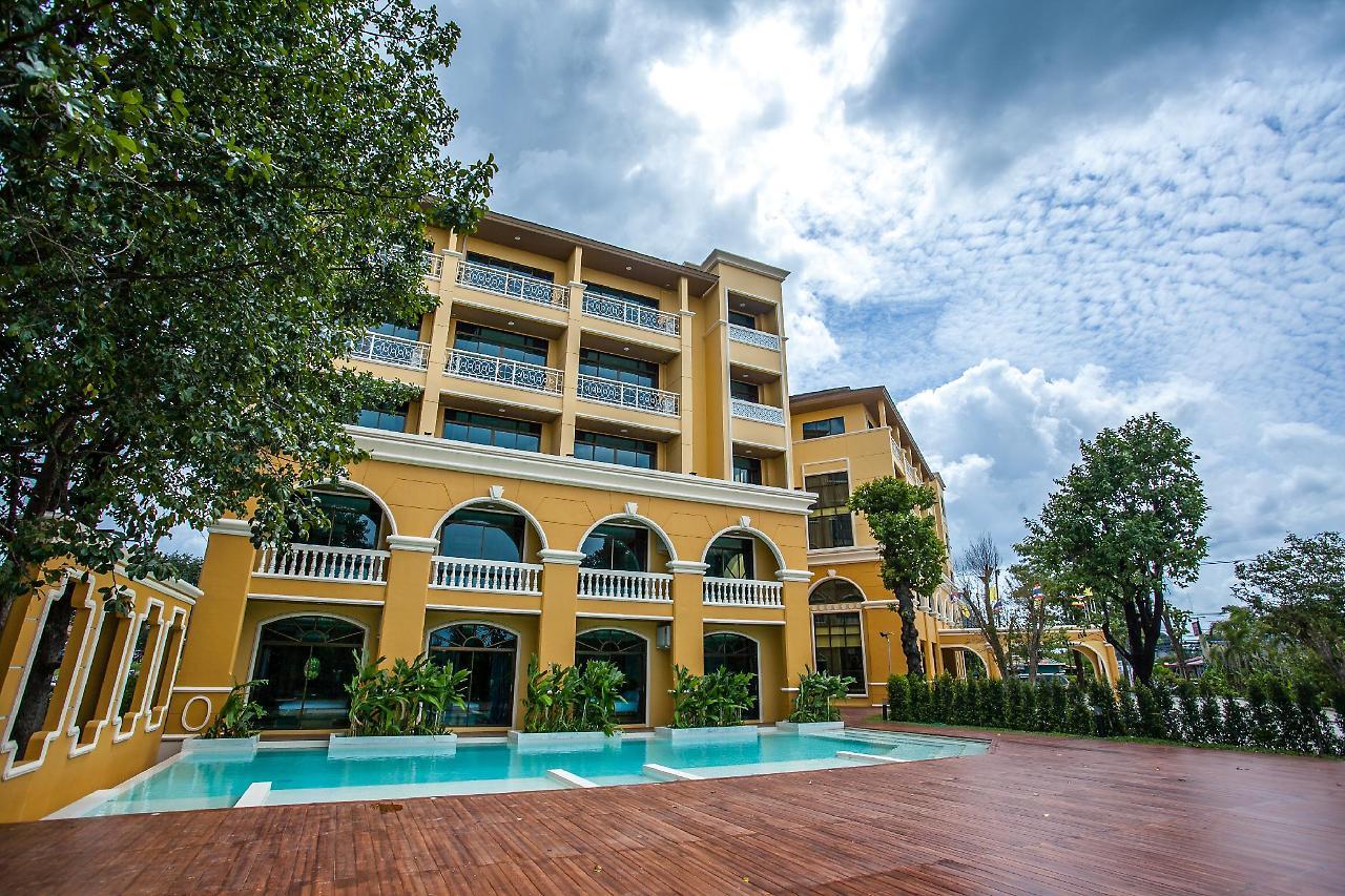 The Pineapple Hotel Krabi Exterior photo