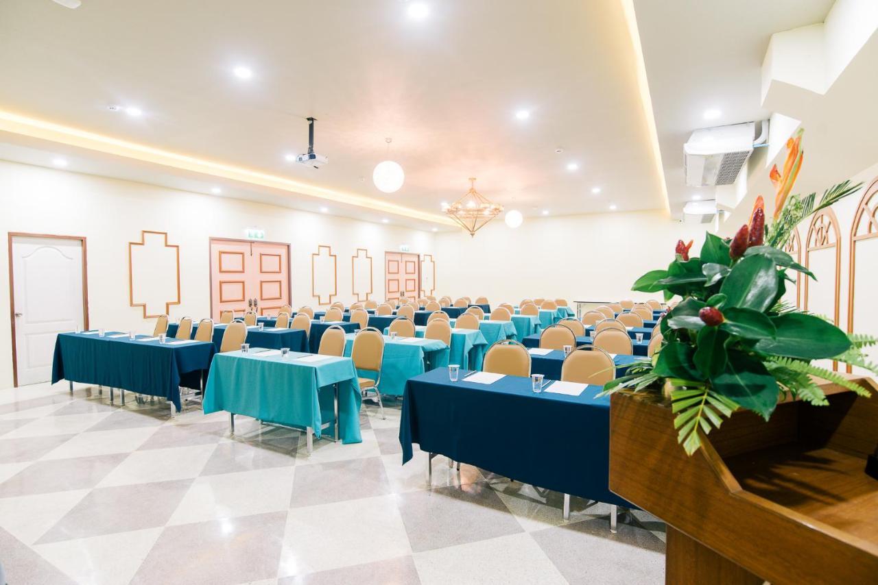 The Pineapple Hotel Krabi Exterior photo